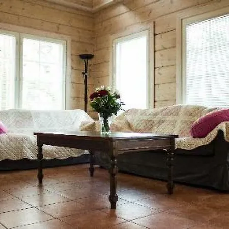 3 By Interhome *